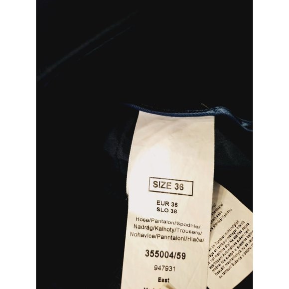 Aritzia Orssay dress pants size 36 Woman's pinstripe navy blue boot cut low rise - Picture 6 of 9